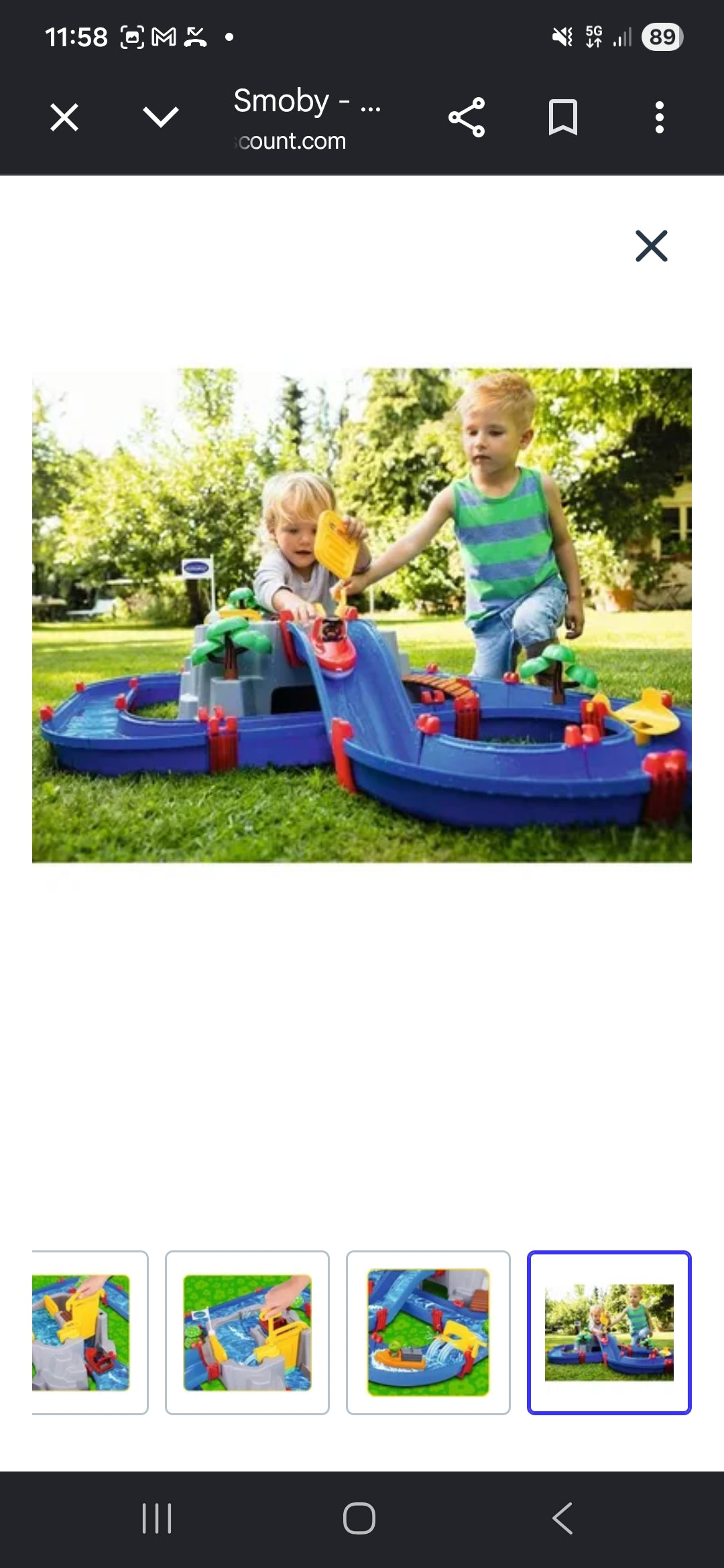 Circuit Aquatique Interactif pour Enfants – Jeu d'Eau avec Écluses, Bateau et Cascade